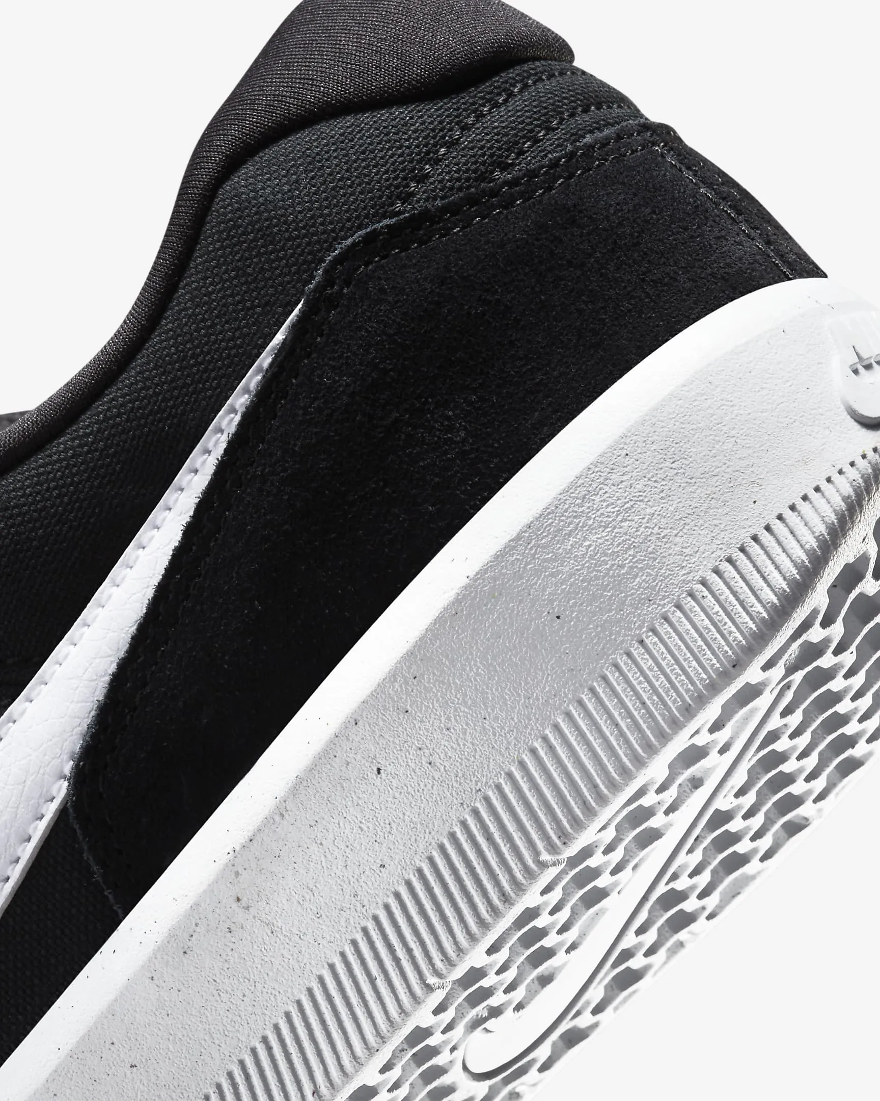 Nike SB Force 58: Black/White/Black